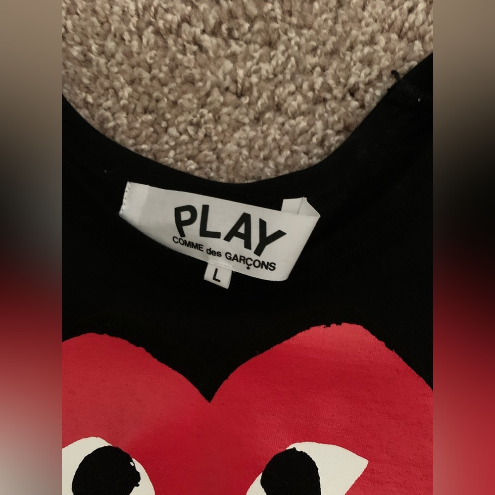 Comme des Garçons PLAY
Signature Logo Graphic T-Shirt